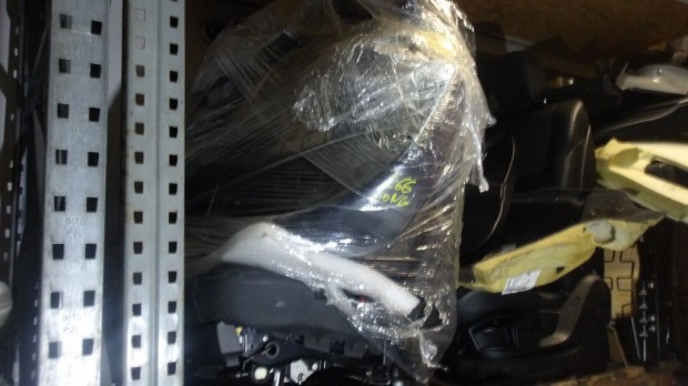 [GYRI BONTOTT] BMW E66 LONG FEKETE BR BELS